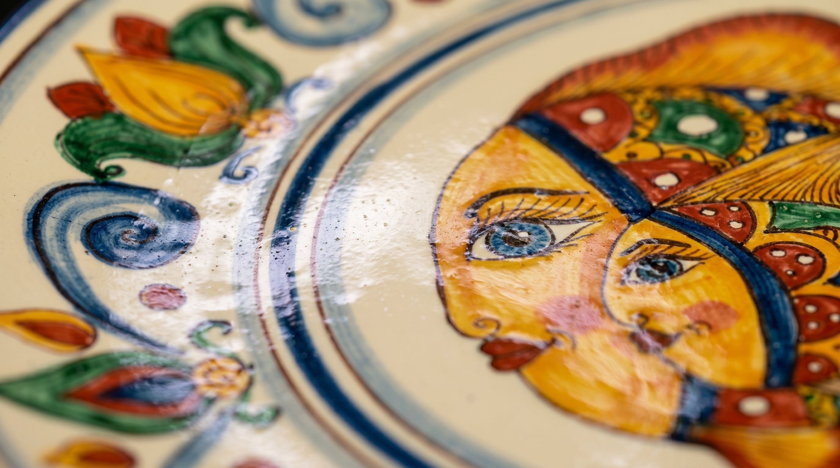 Piatto Ornamentale in Ceramica di Caltagirone - Decoro Pesci