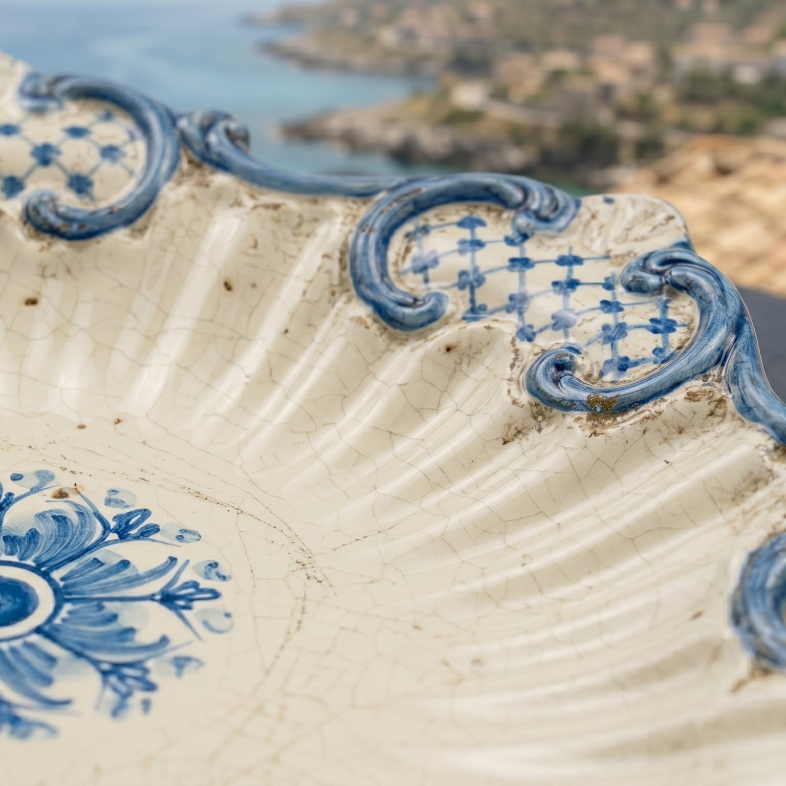 Centrotavola Barocco in Ceramica di Caltagirone 38×33 cm — Mono Blu