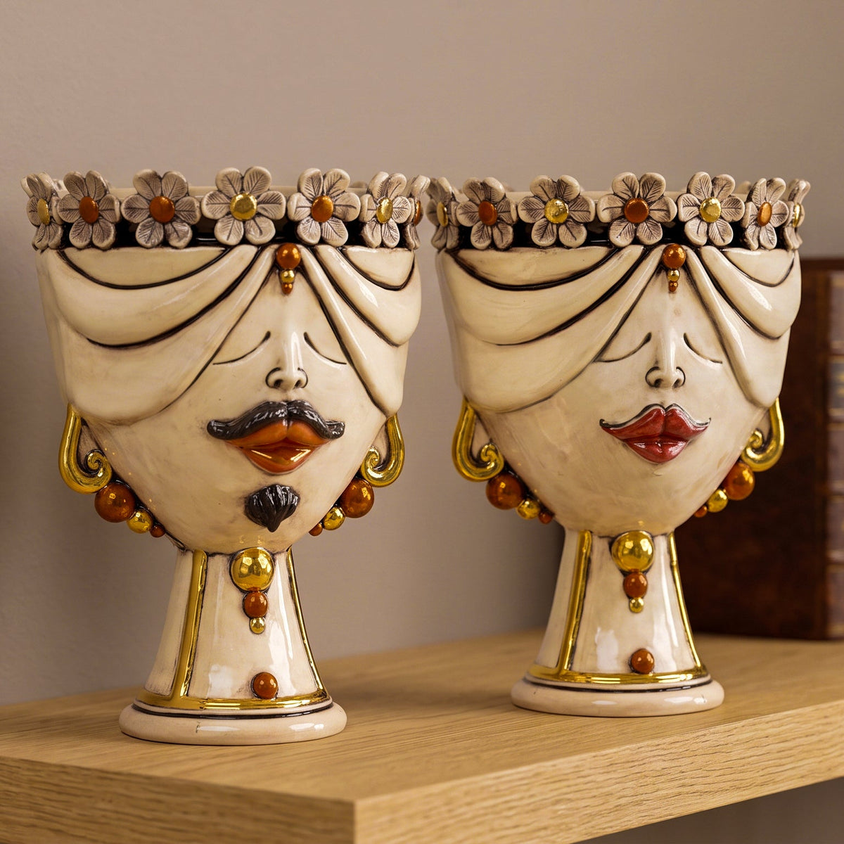Testa Zahira con Fiori h 30 cm - Donna, Madreperla Antichizzato Oro e Lustri