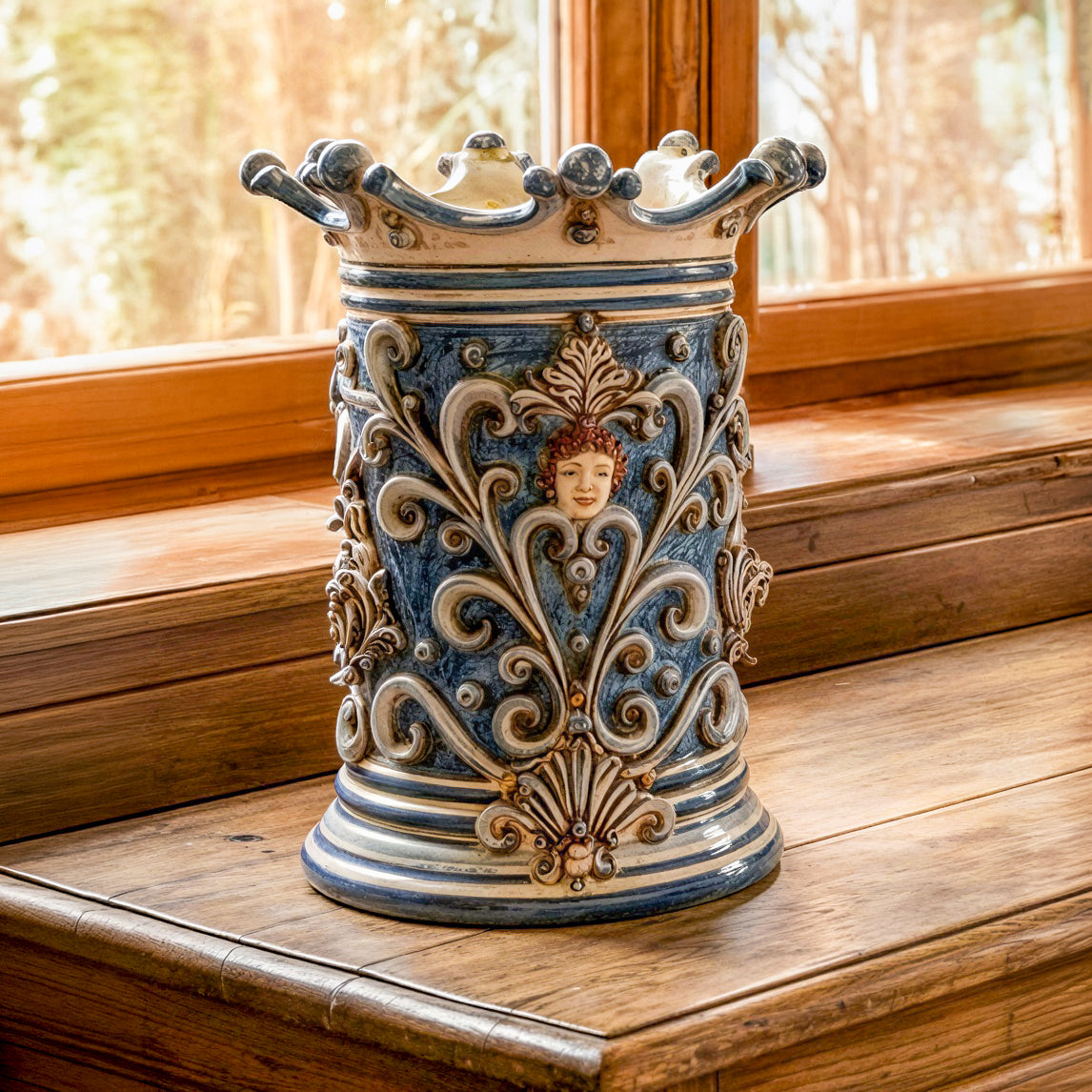 Torre portaombrelli c/greca rilievo angelo in rilievo h 50 mono blu in serie limitata