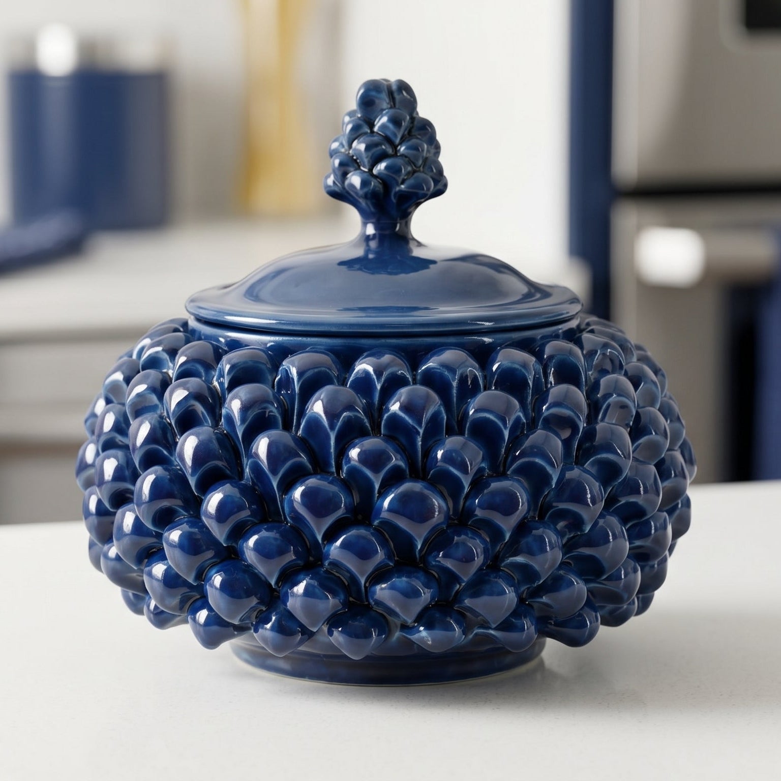 Biscottiera a Pigna in Ceramica di Caltagirone Ø 20 cm — Blu Intenso