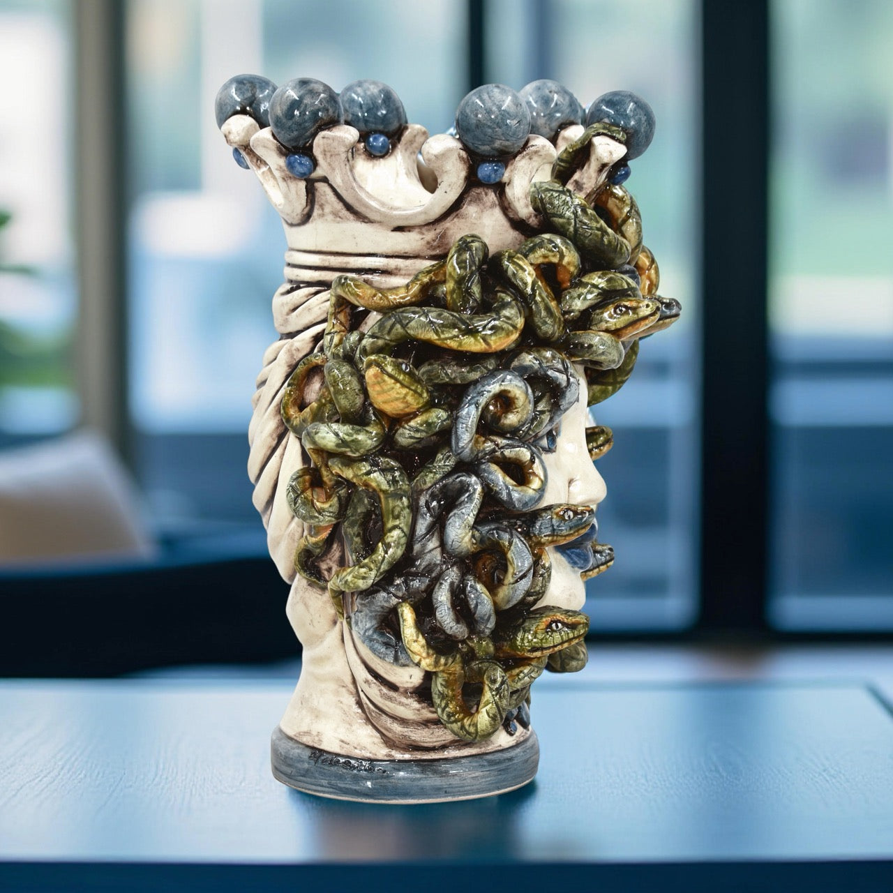 Testa h 25 turbante medusa madreperla colorato perline blu