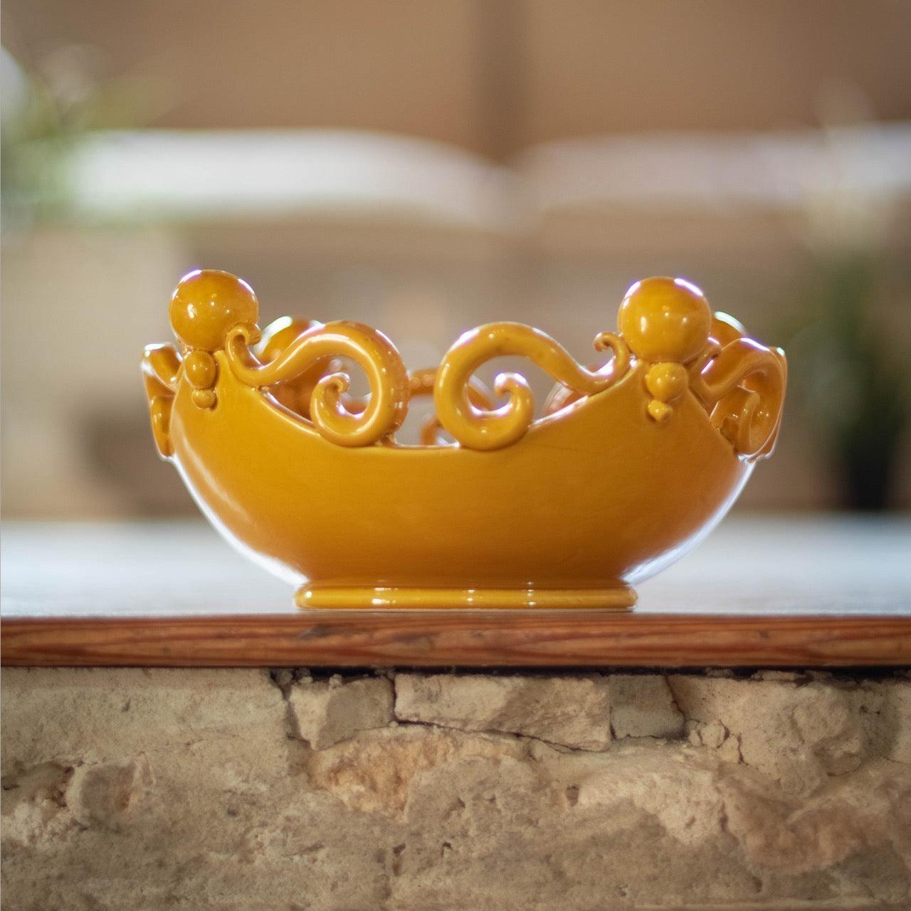 Centrotavola pallina senape in ceramica artistica ceramiche Caltagirone fatti a mano