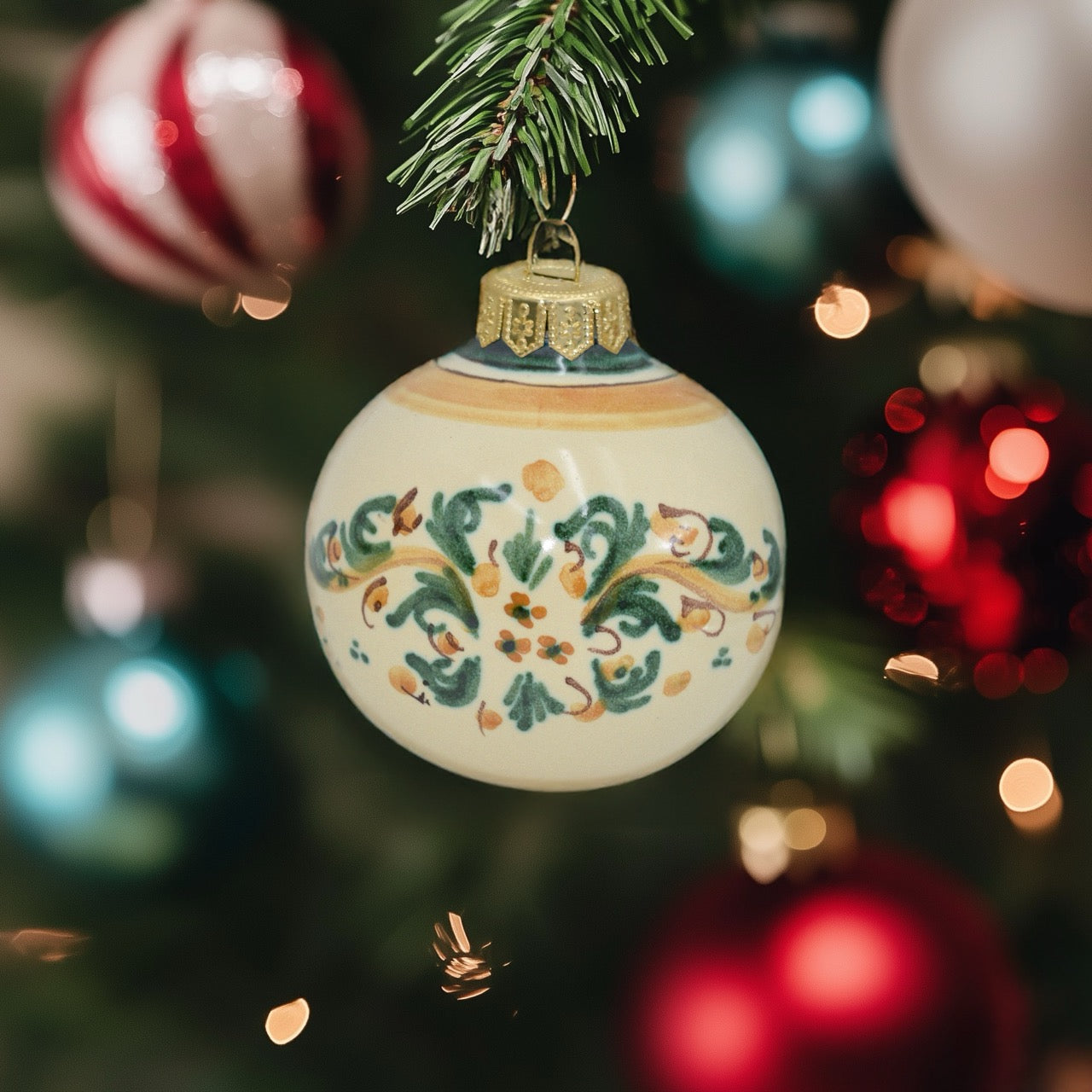 Pallina natalizia Ø 8 s. d'arte verde/arancio - Natale a Caltagirone - Ceramiche di Caltagirone Sofia