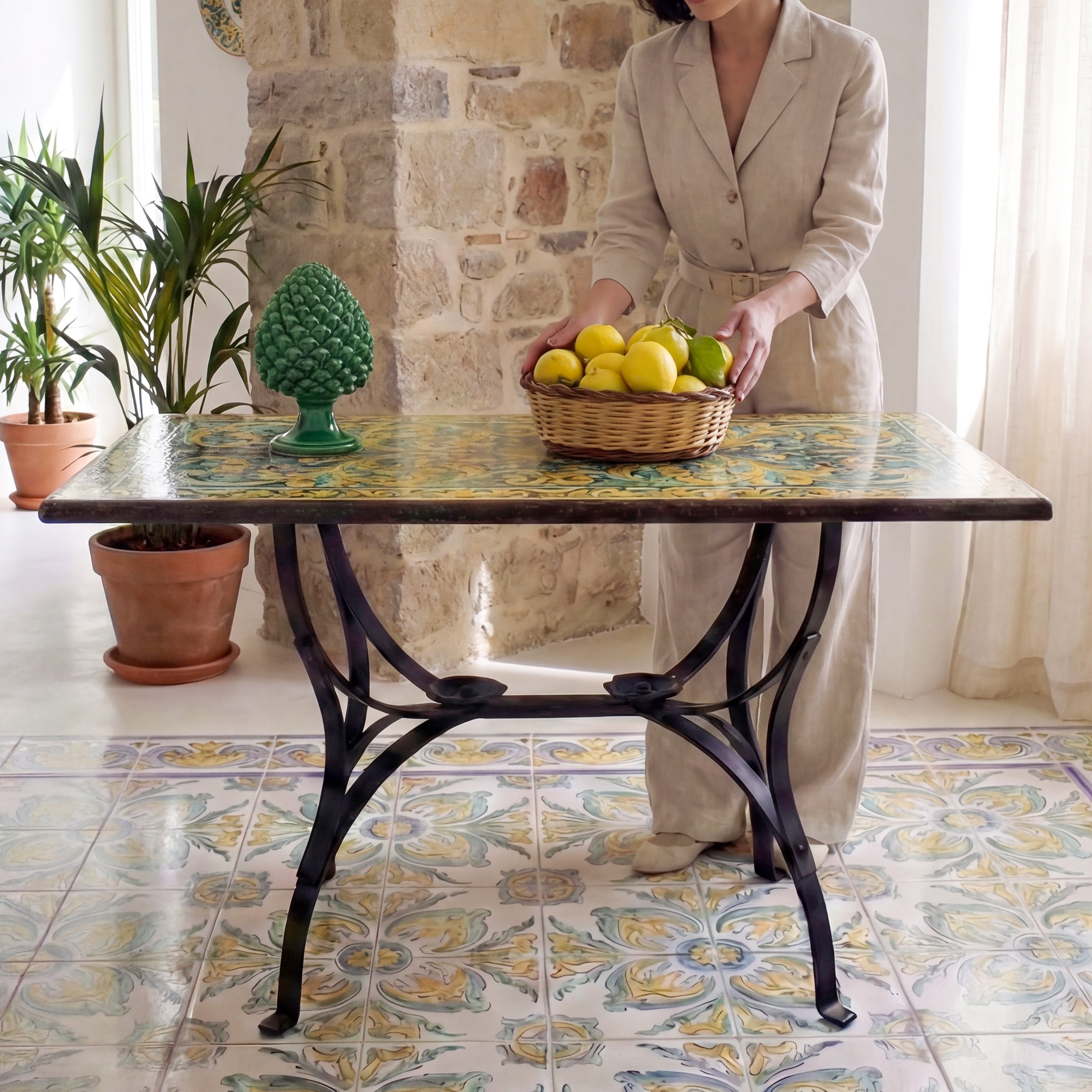 Tavolo in pietra lavica rettangolare cm 75x115 - Decoro ornato calatino - Ceramiche di Caltagirone Sofia