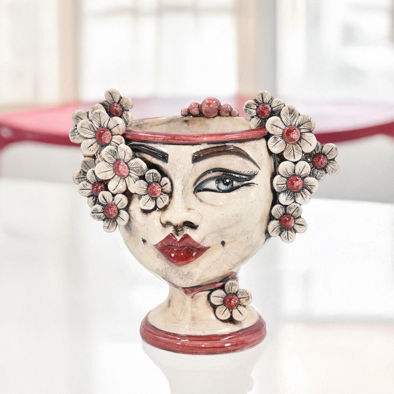 Testa h 20 c/fiori c/espressione labbra rosse madreperla colorato mono bordeaux femmina - Ceramiche di Caltagirone Sofia