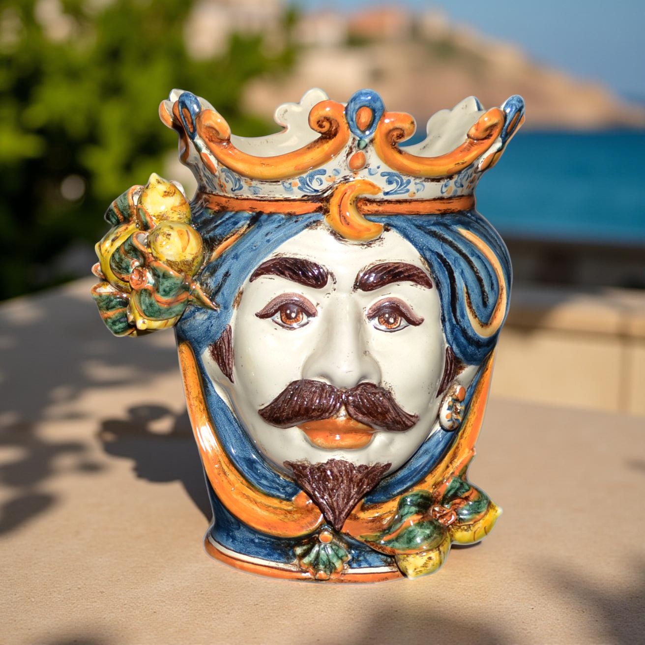 Testa h 25 cm limoni blu e arancio maschio bianco - Ceramiche di Caltagirone Sofia