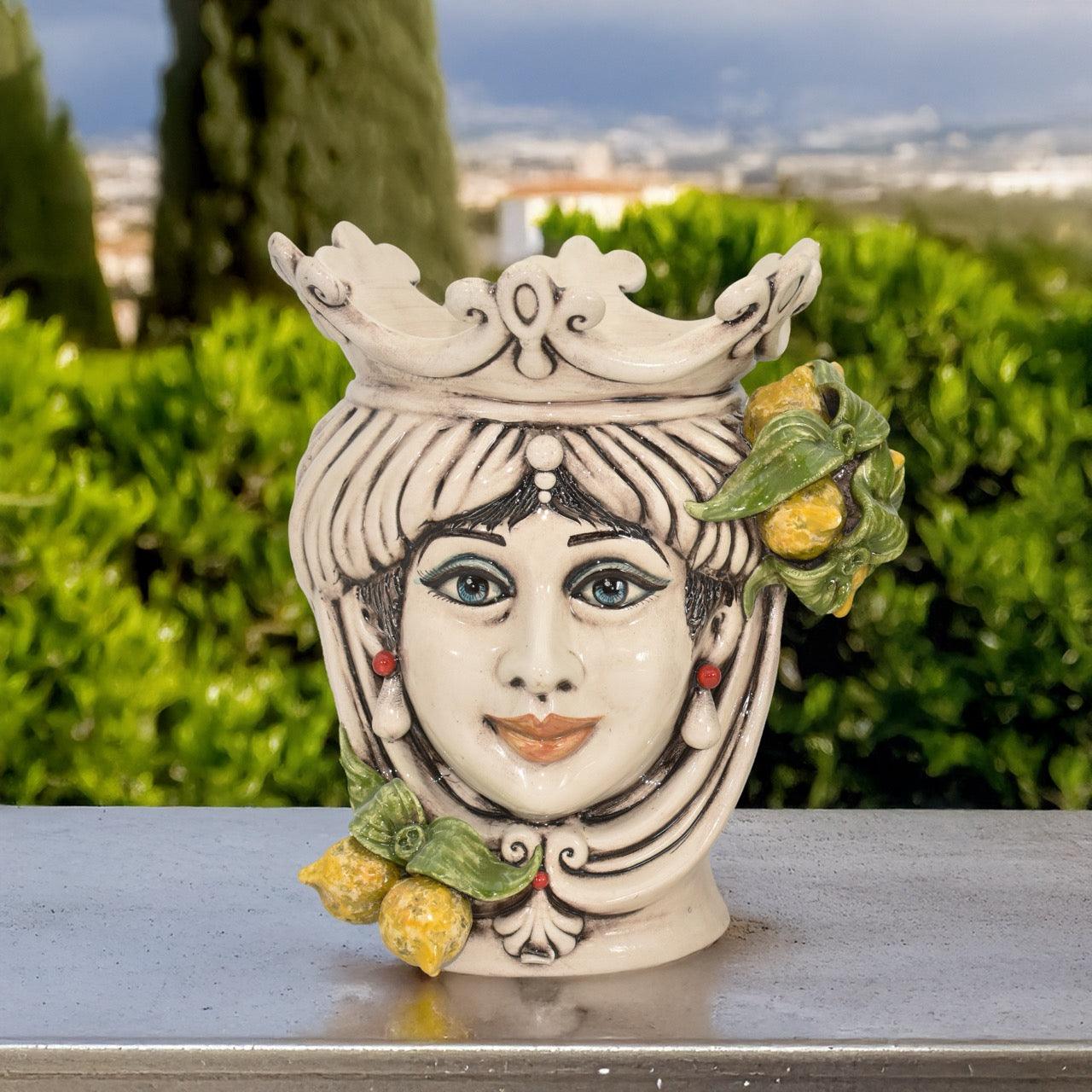 Testa h 25 con limoni siciliani gialli in madreperla femmina - Ceramiche di Caltagirone Sofia