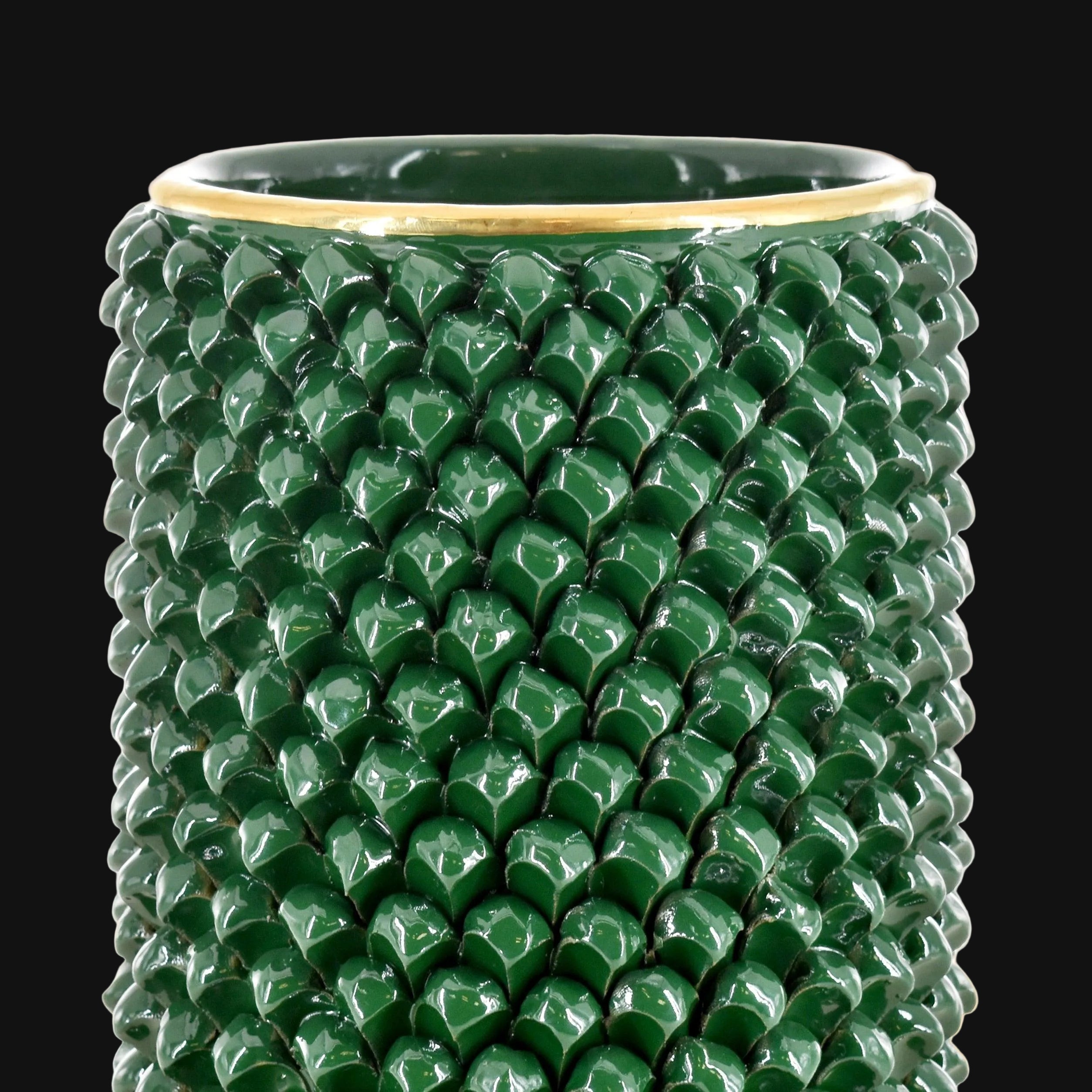 Vaso cilindro pigna modellata a mano in verde e oro - Ceramiche di Caltagirone Sofia