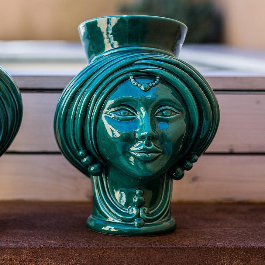 Testa di Moro con Corona, Donna, Verde Smeraldo. Ceramiche Sofia, Caltagirone