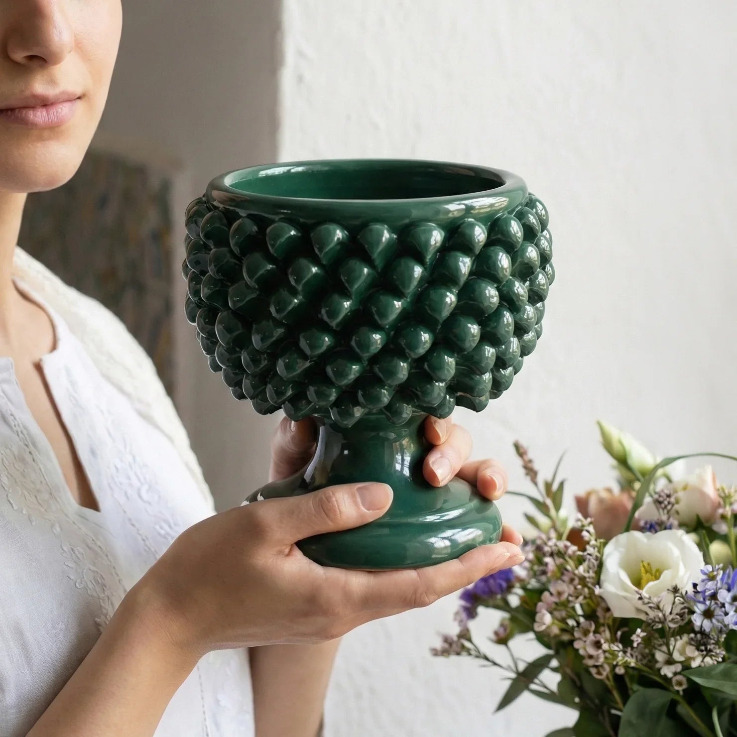 Vaso mezza pigna verde antico in ceramica di Caltagirone