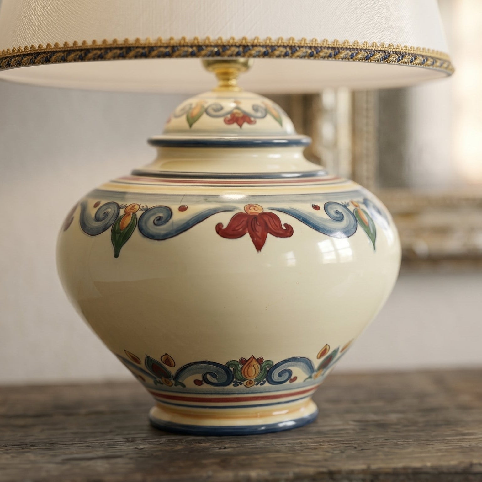 Lume Palla in Ceramica di Caltagirone — Decoro Sicily