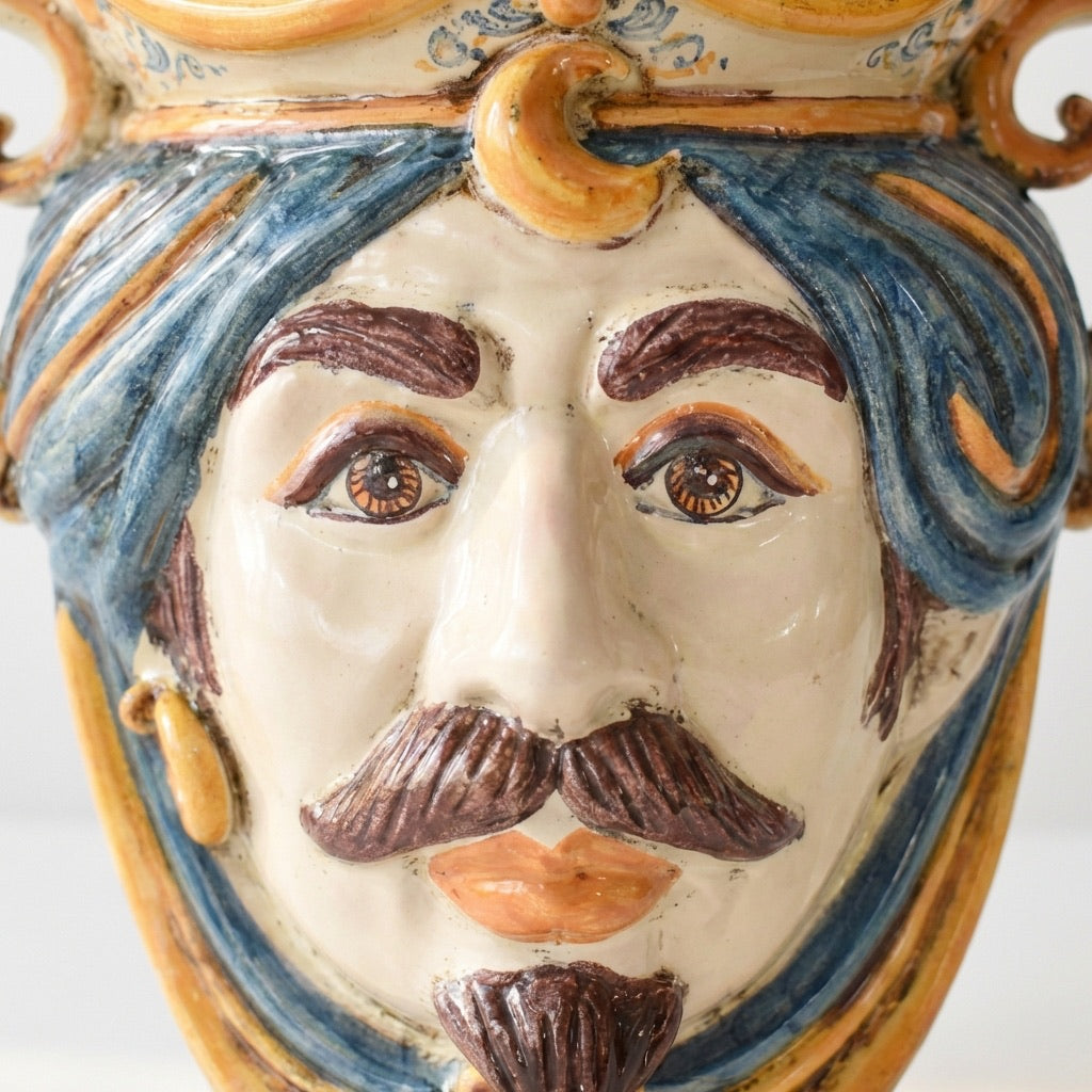 Testa h 25 a candeliere blu e arancio maschio bianco