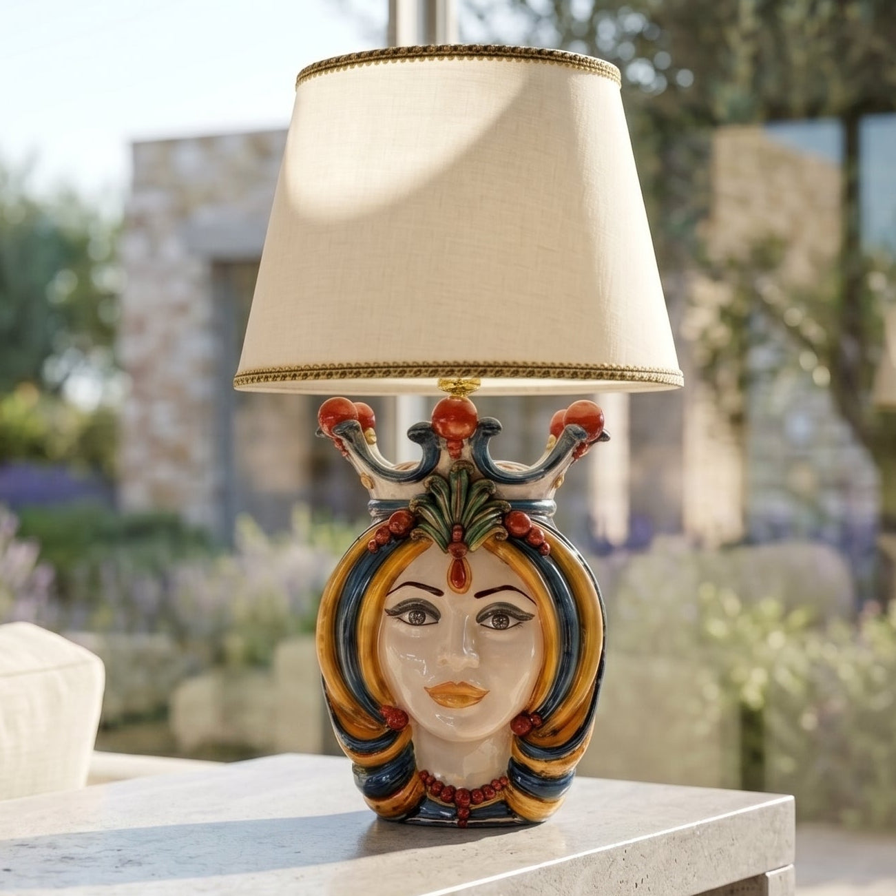 Lume a Testa h 38 in blu e arancio femmina - Ceramiche Di Caltagirone Sofia