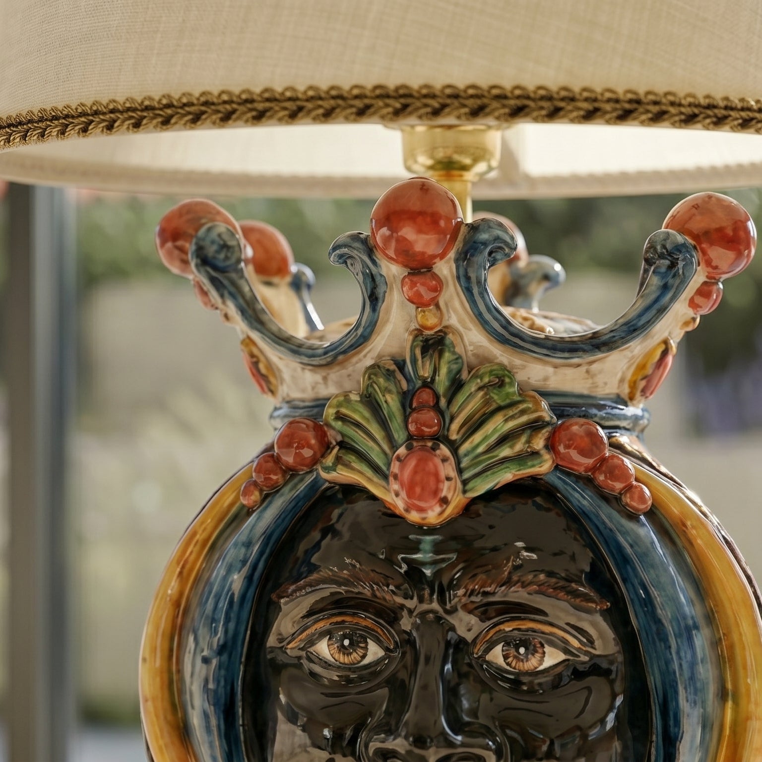 Lume a Testa h 38 in blu e arancio maschio moro - Ceramiche Di Caltagirone Sofia