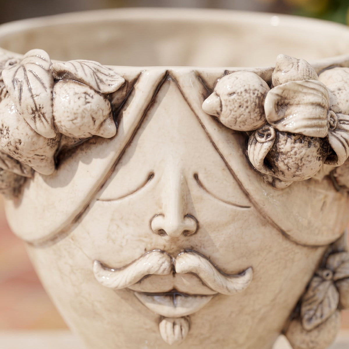 Testa Zahira con Limoni h 30 cm - Uomo, Madreperla Antichizzato | Ceramica Caltagirone