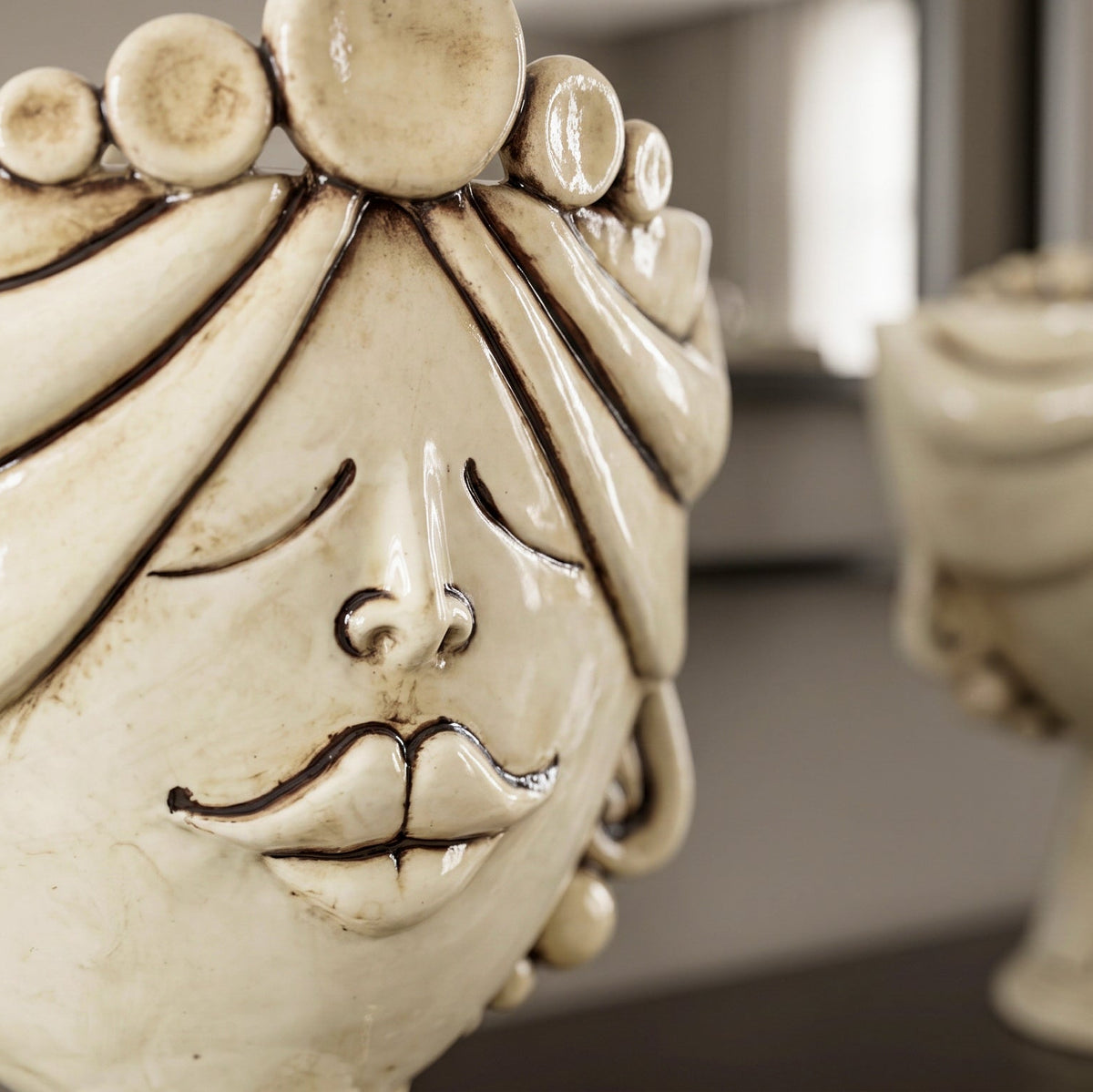 Testa Zahira h 30 cm - Donna, Madreperla Antichizzato | Ceramica Caltagirone