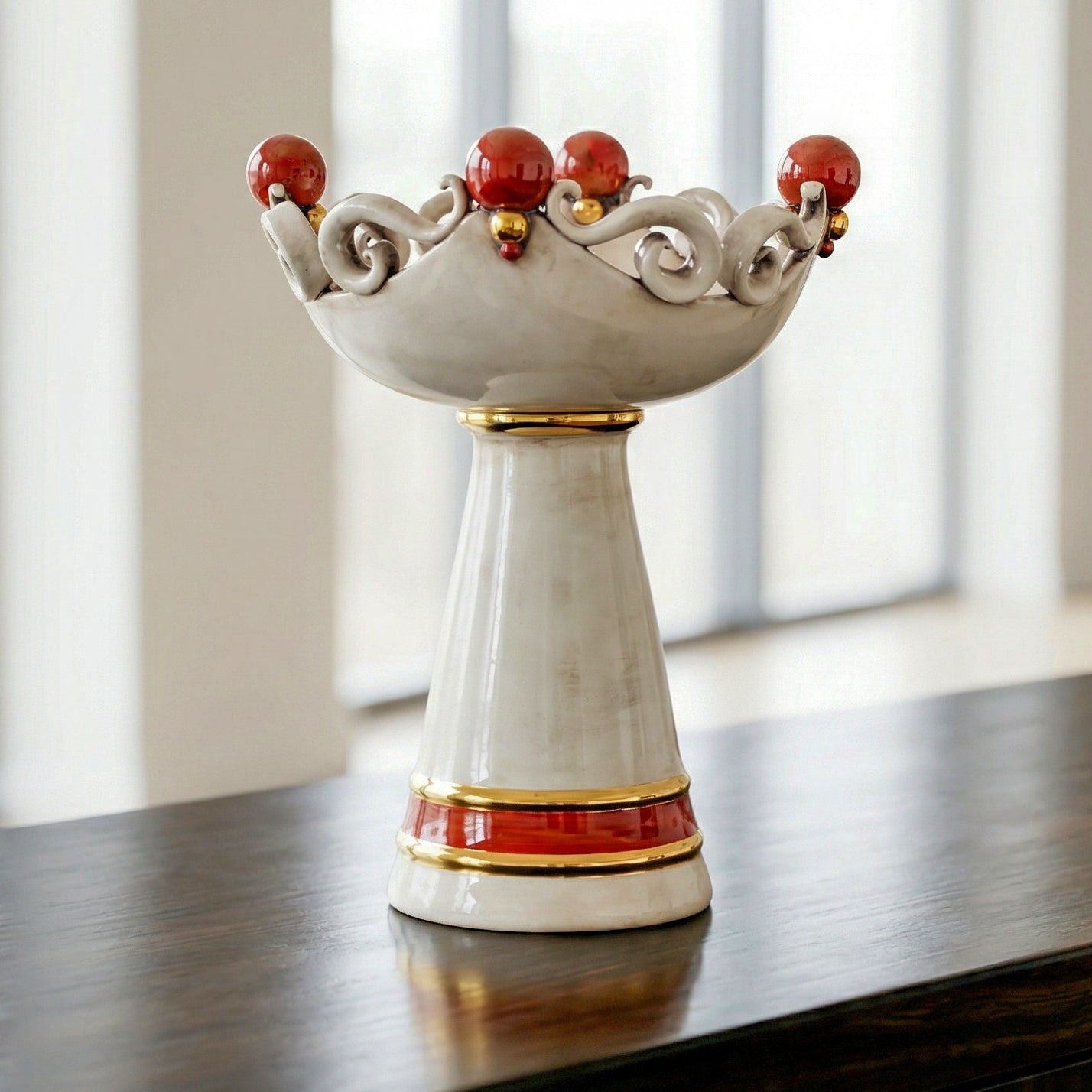 Vaso a Coppa con Piede in Ceramica di Caltagirone h 30 cm - Madreperla Antichizzato