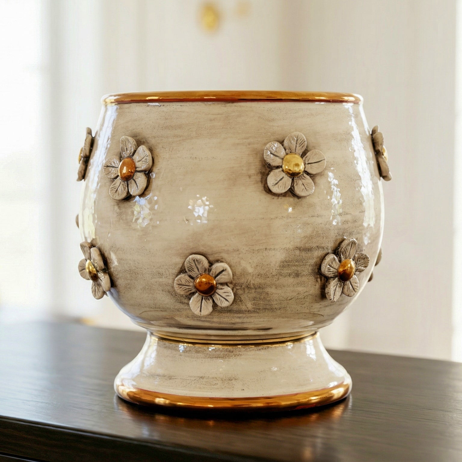 Vaso c/fiori h 20 madreperla antichizzato oro e lustri