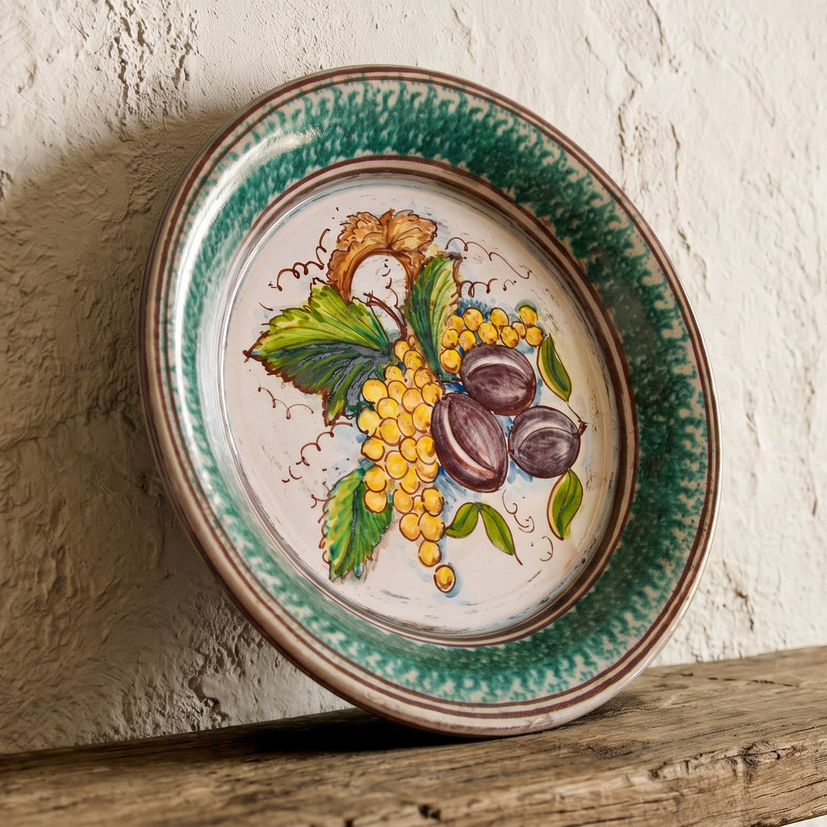 Fangotto in Ceramica di Caltagirone Ø 25/30/35 cm - Uva Gialla e Prugne, Antiche Riproduzioni