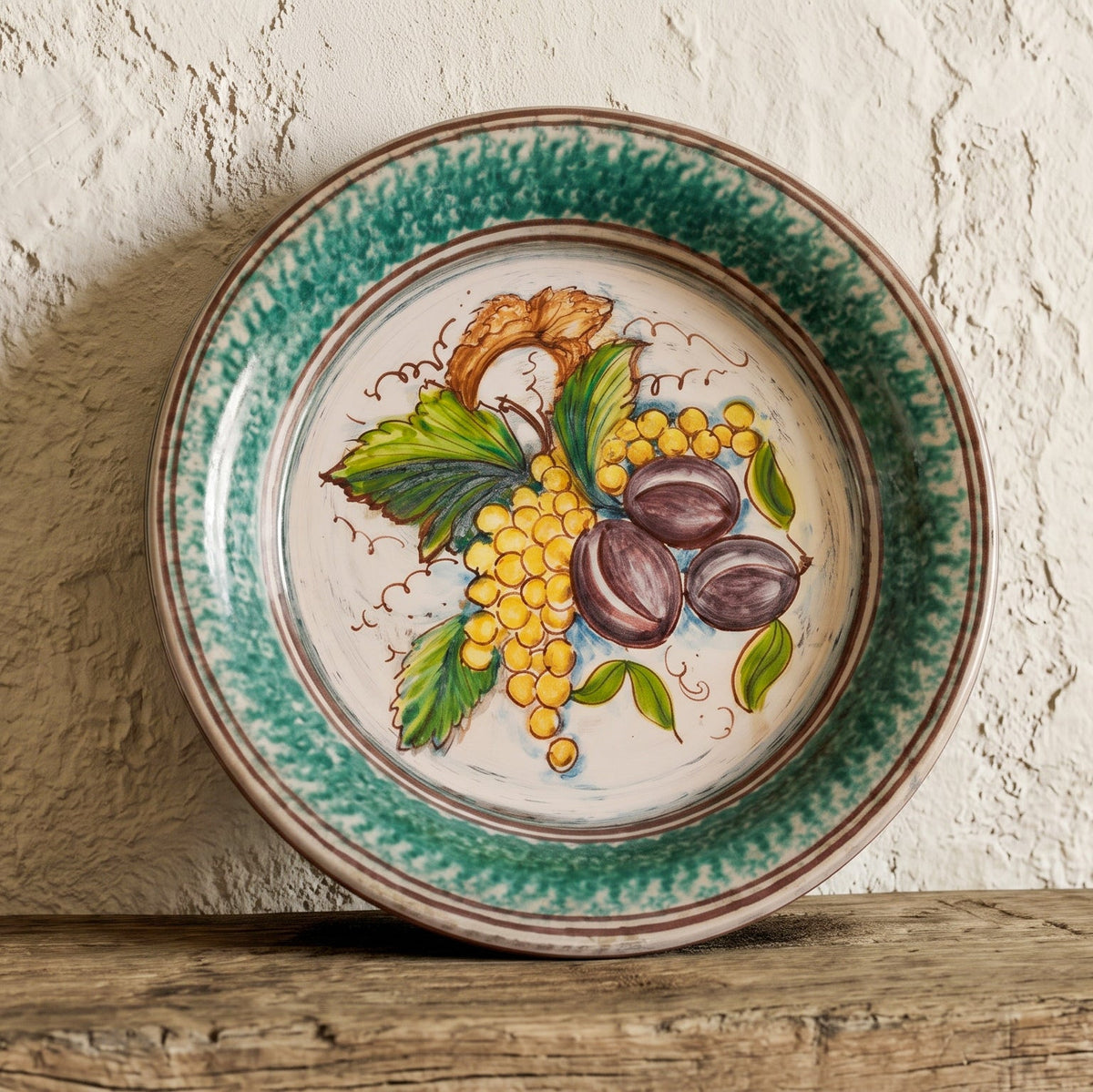 Fangotto in Ceramica di Caltagirone Ø 25/30/35 cm - Uva Gialla e Prugne, Antiche Riproduzioni