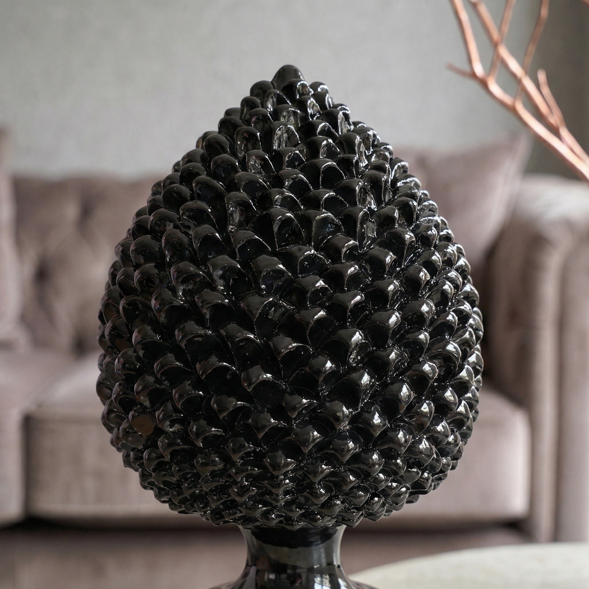 Pigna artigianale di Caltagirone modellata a mano altezza 15/40 Black Line