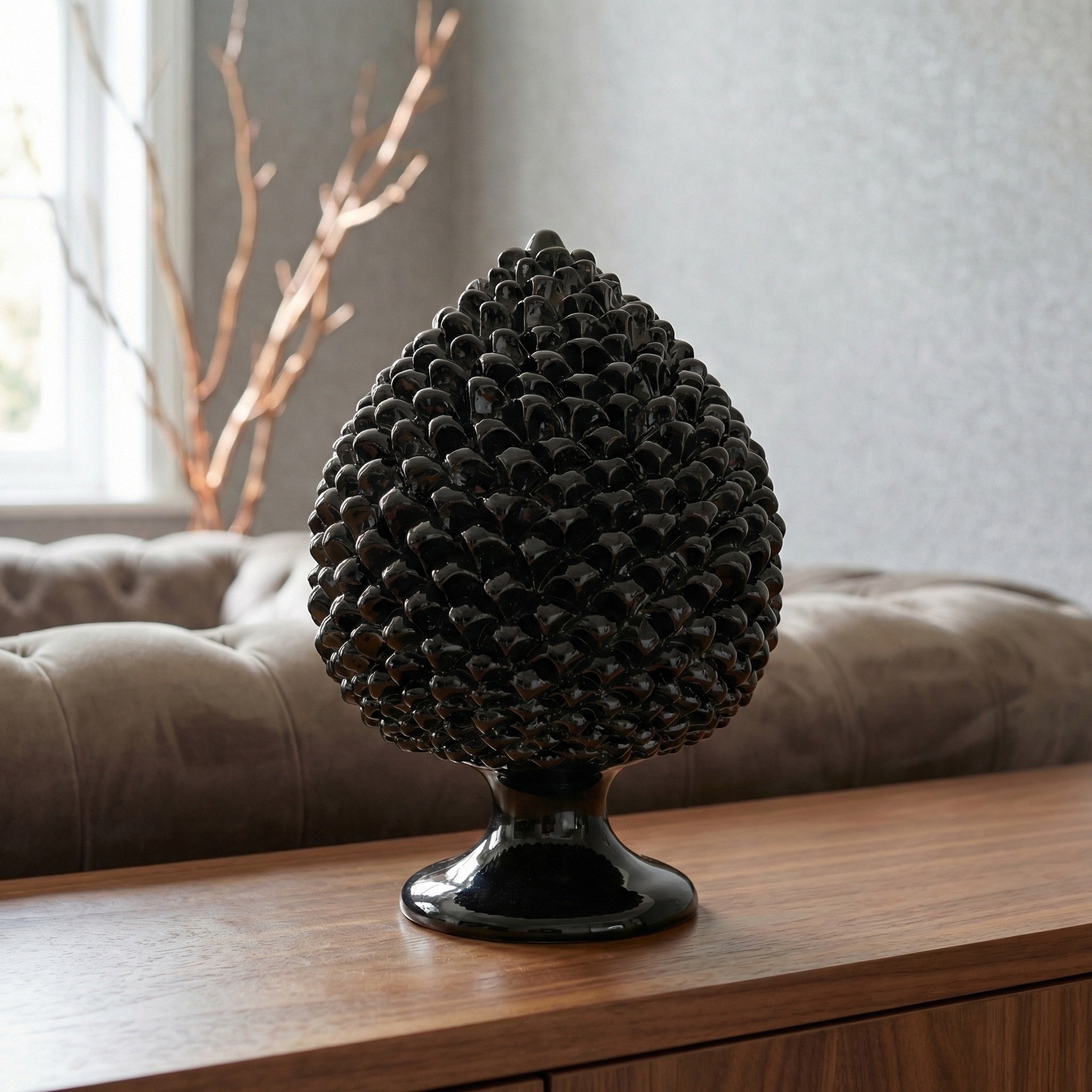 Pigna artigianale di Caltagirone modellata a mano altezza 15/40 Black Line