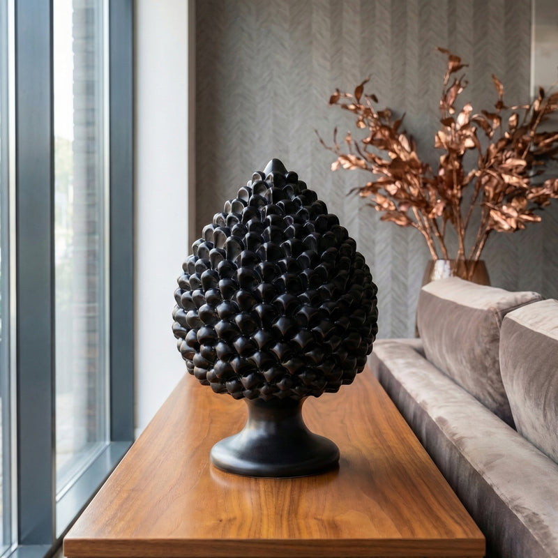 Pigna artigianale di Caltagirone modellata a mano altezza 15/40 cm Black Line Opaco