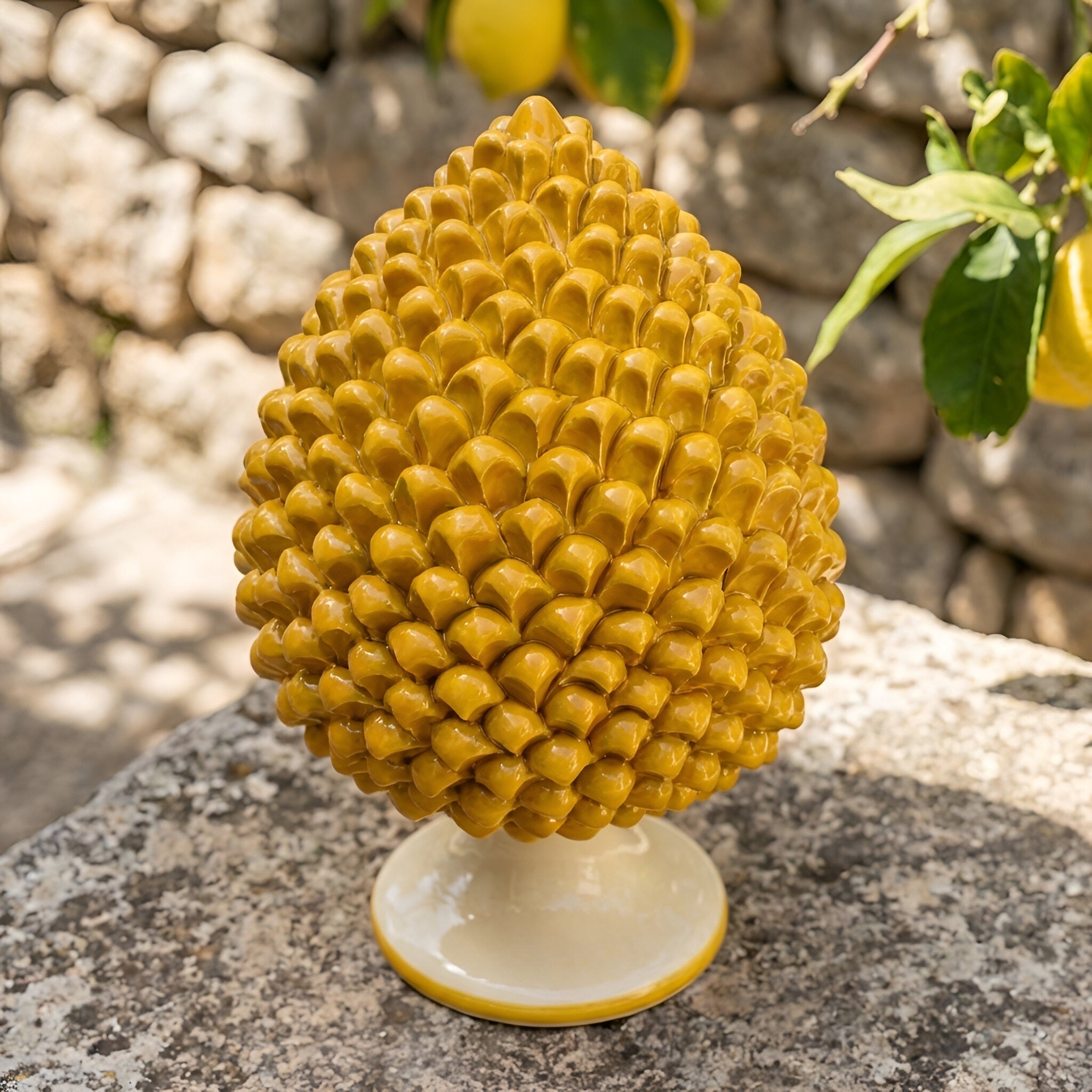 Pigna artigianale di Caltagirone modellata a mano altezza 15/40 Gialla/arancio