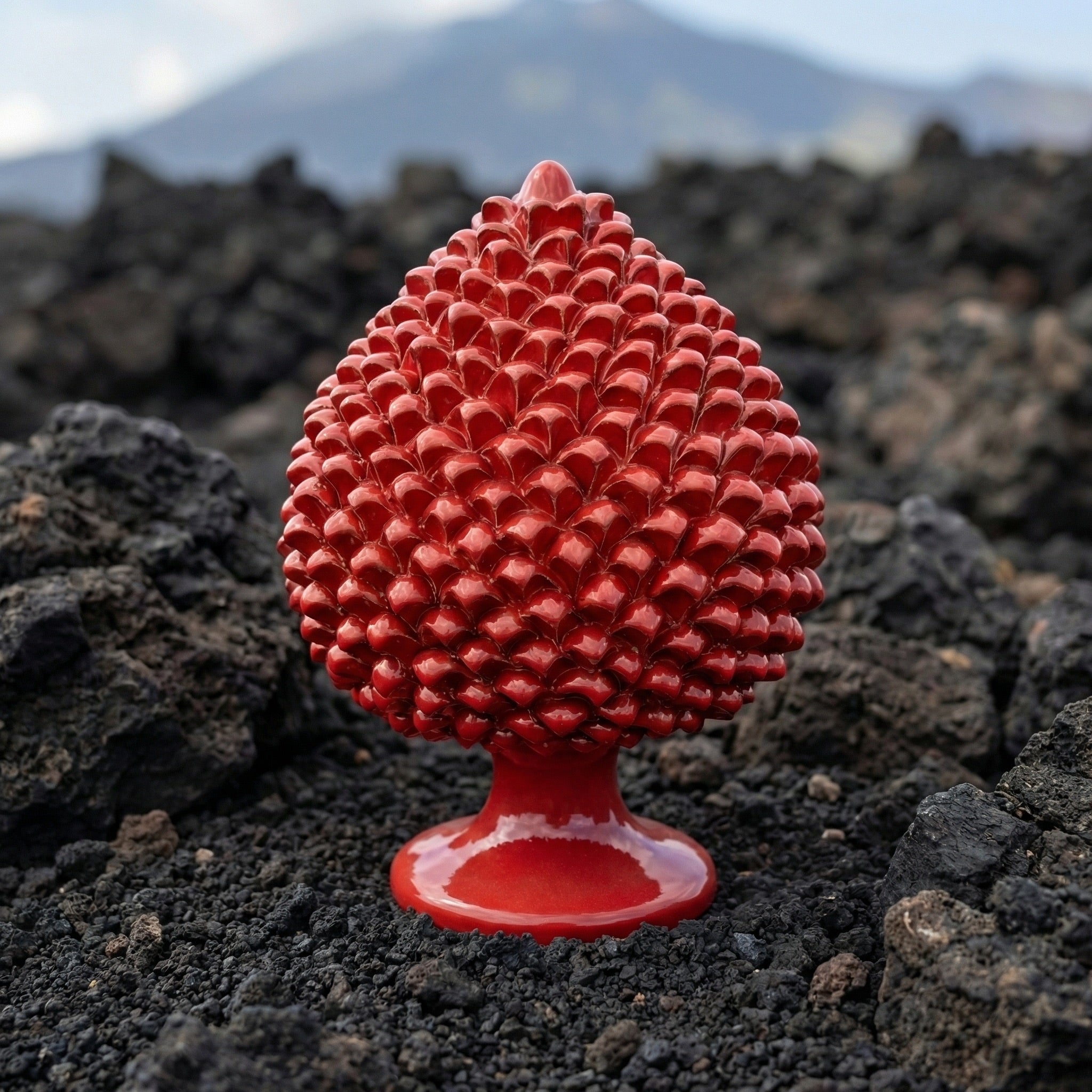 Pigna artigianale di Caltagirone modellata a mano altezza 15/40 Rosso Fuoco