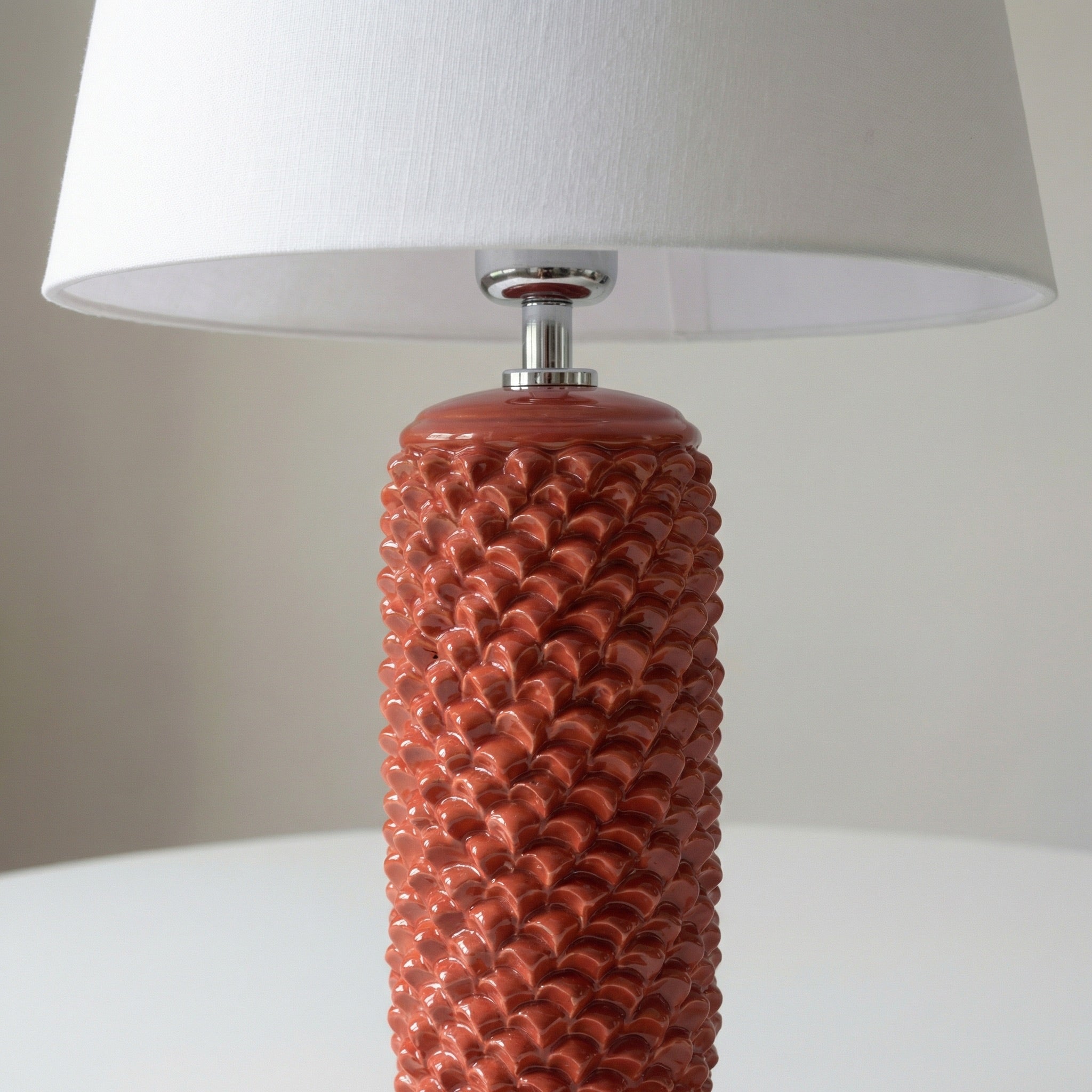 Lume pigna cilindro h 60 Rosso Fuoco in ceramica di Caltagirone