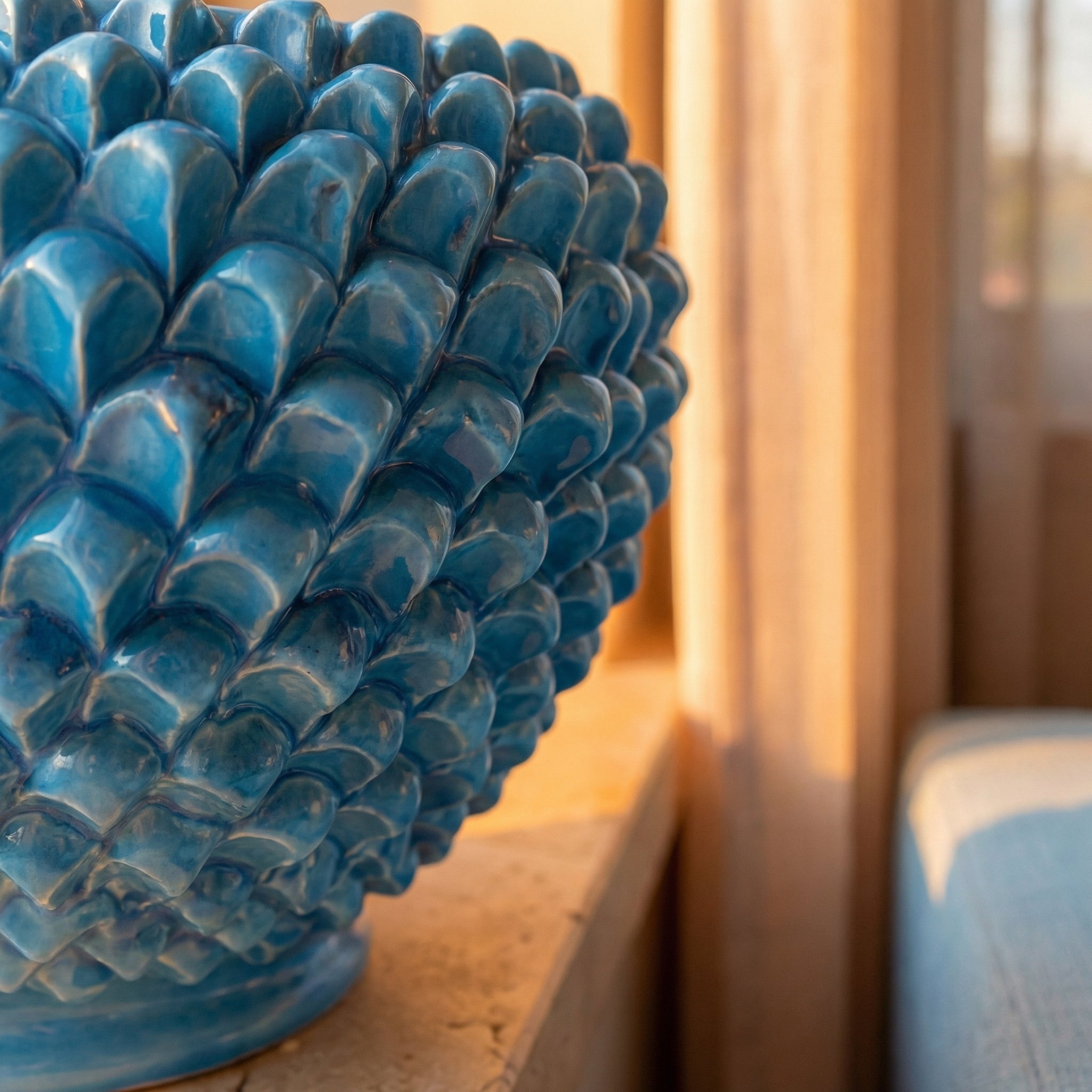 Cachepot a pigna turchese in ceramica artigianale di Caltagirone