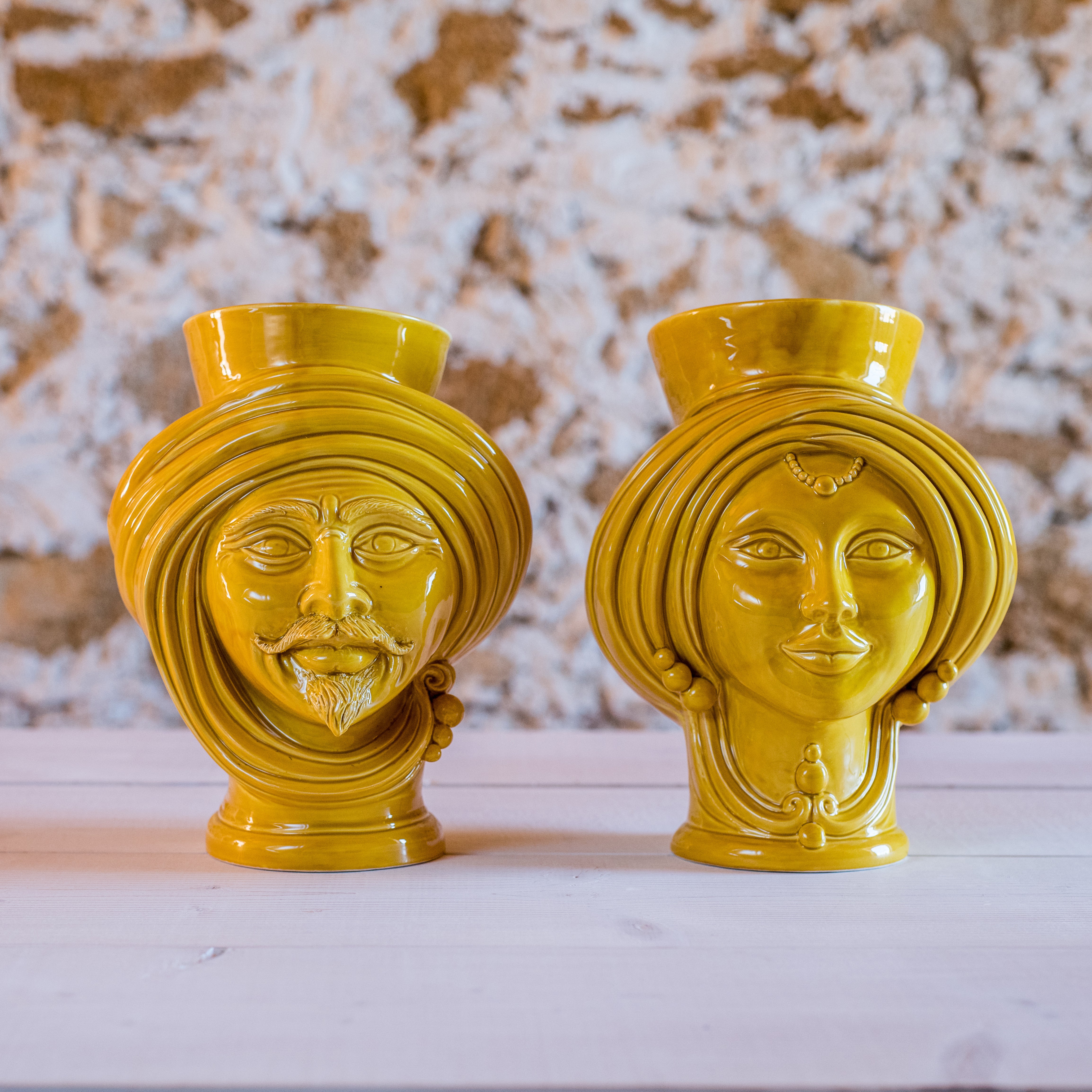 Testa di Moro Uomo H 30 Senape - Ceramica Monocromatica Moderna