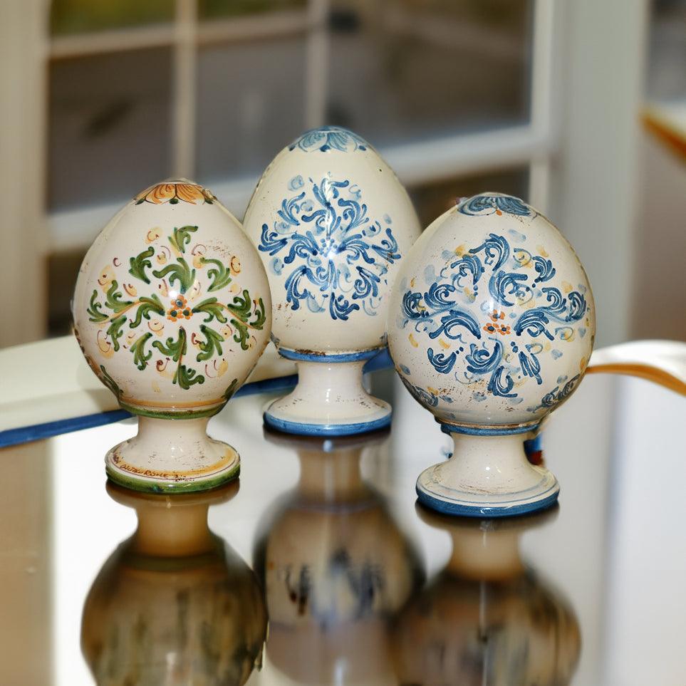 Uovo piccolo h 10/15 cm decorato in ceramica di Caltagirone - Ceramiche di Caltagirone Sofia