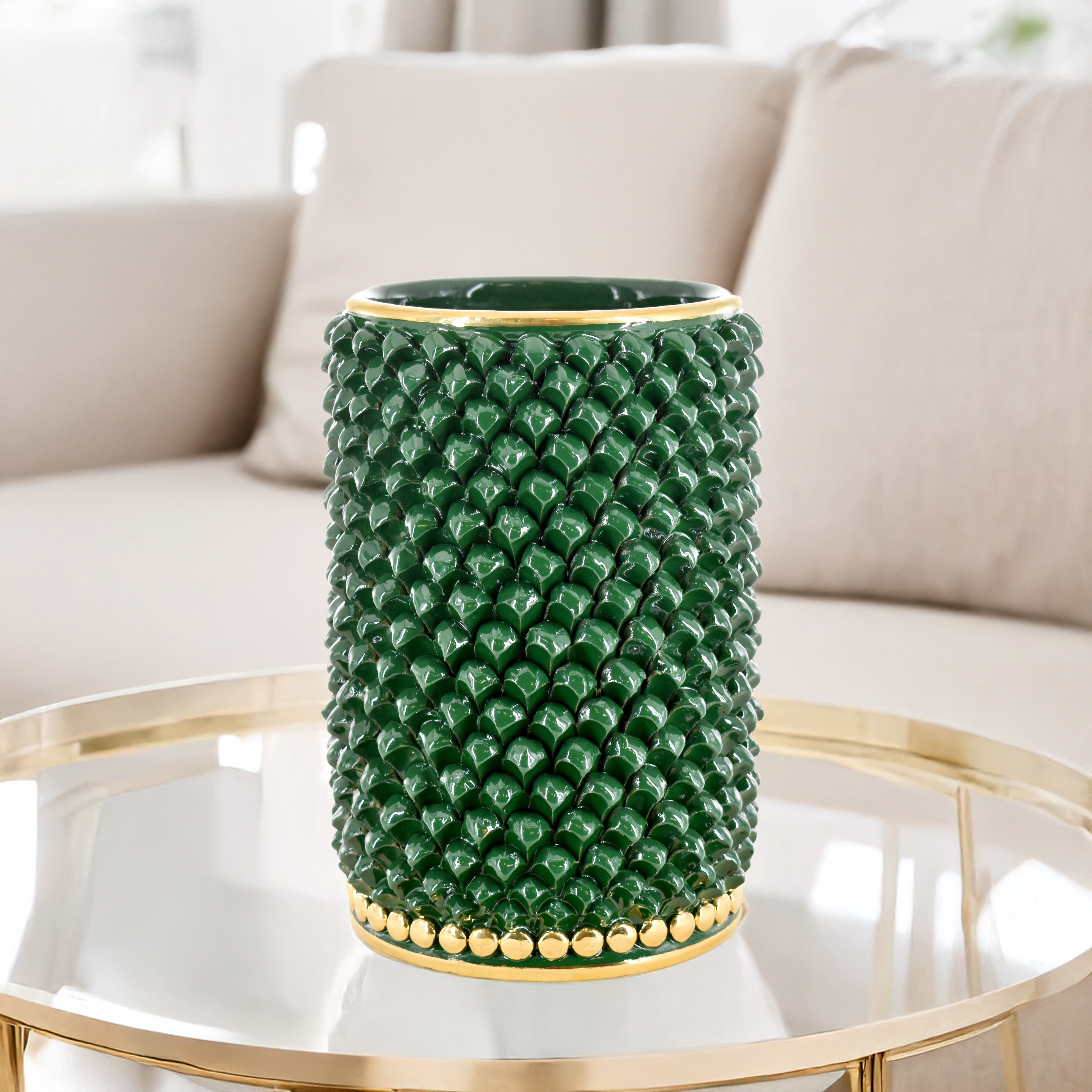 Vaso cilindro pigna modellata a mano in verde e oro - Ceramiche di Caltagirone Sofia