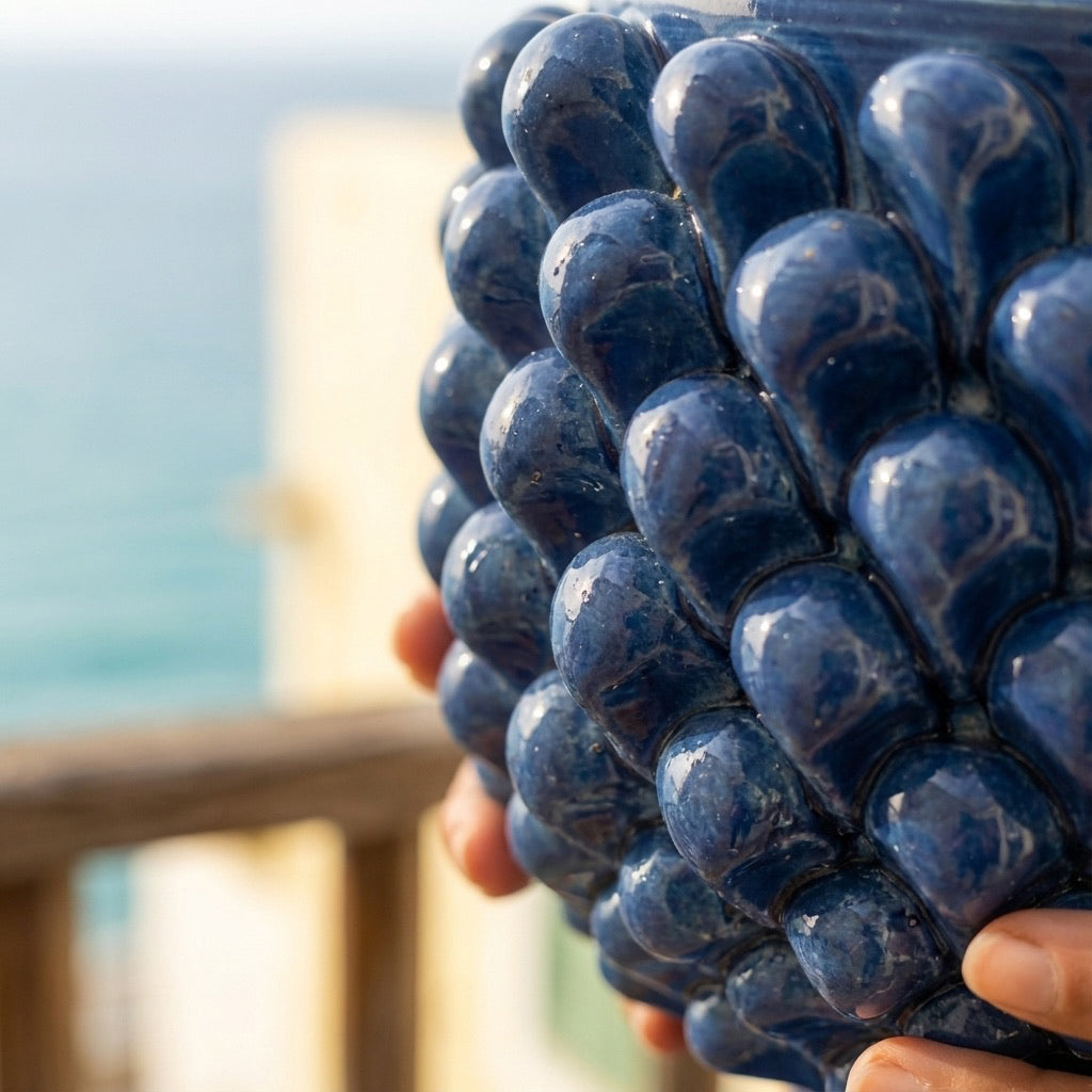 Vaso mezza pigna blu intenso in ceramica di Caltagirone - Ceramiche di Caltagirone Sofia