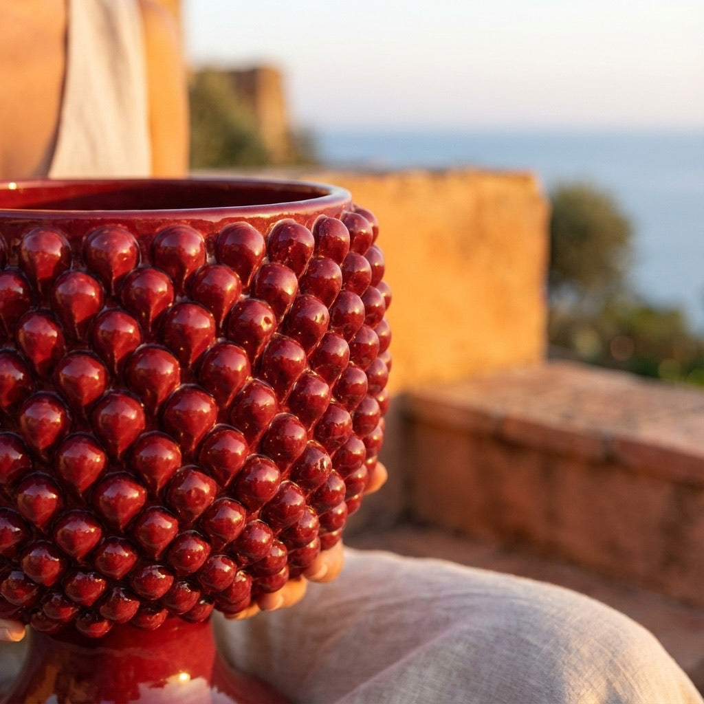 Vaso mezza pigna bordeaux in ceramica di Caltagirone - Ceramiche di Caltagirone Sofia