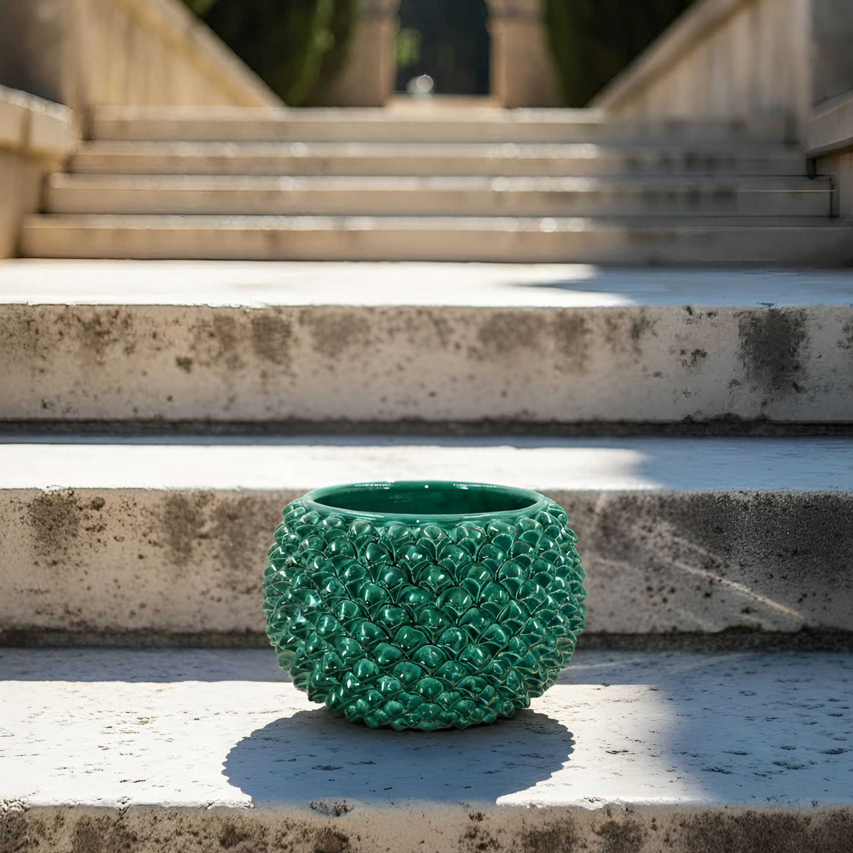 Vaso mezza pigna s/piede verde smeraldo in ceramica di Caltagirone - Ceramiche di Caltagirone Sofia