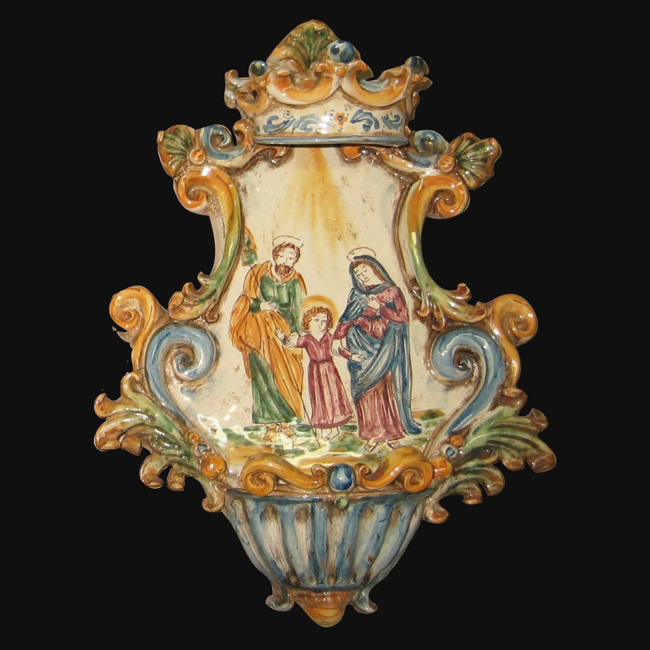 Acquasantiera media appl 19x30 sacra famiglia tricolore - Ceramiche di Caltagirone Sofia