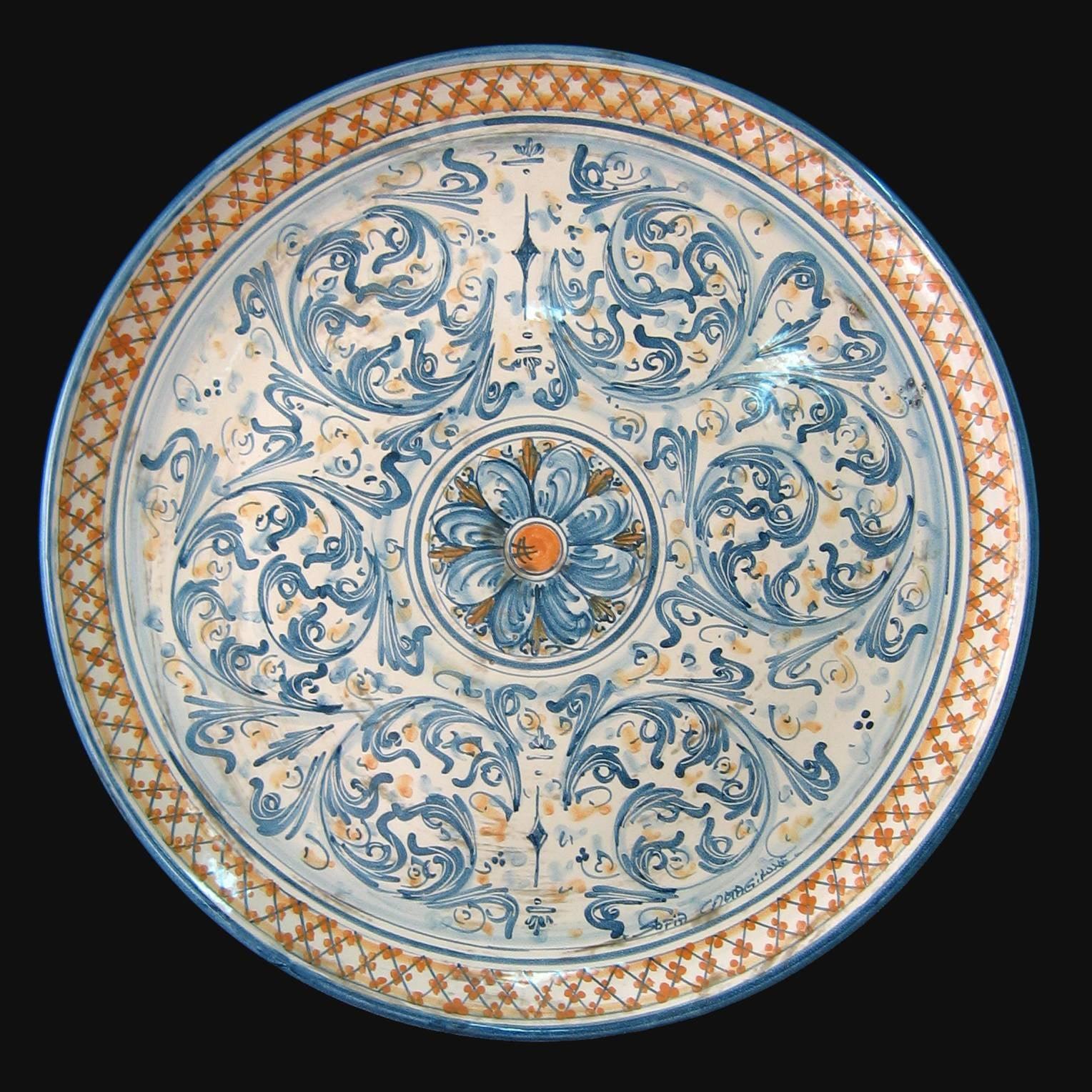 Piatto ornamentale in s. d'arte blu e arancio in ceramica artistica di Caltagirone - Ceramiche di Caltagirone Sofia